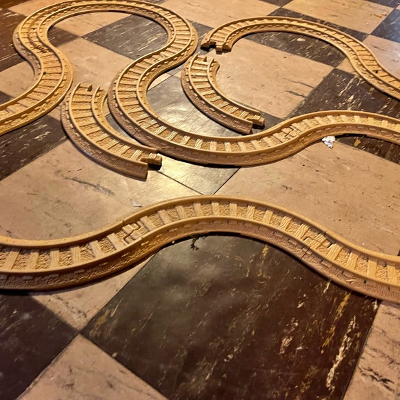 Fischer Price Geo Trax tracks(curved and straight) - Picture 6 of 6